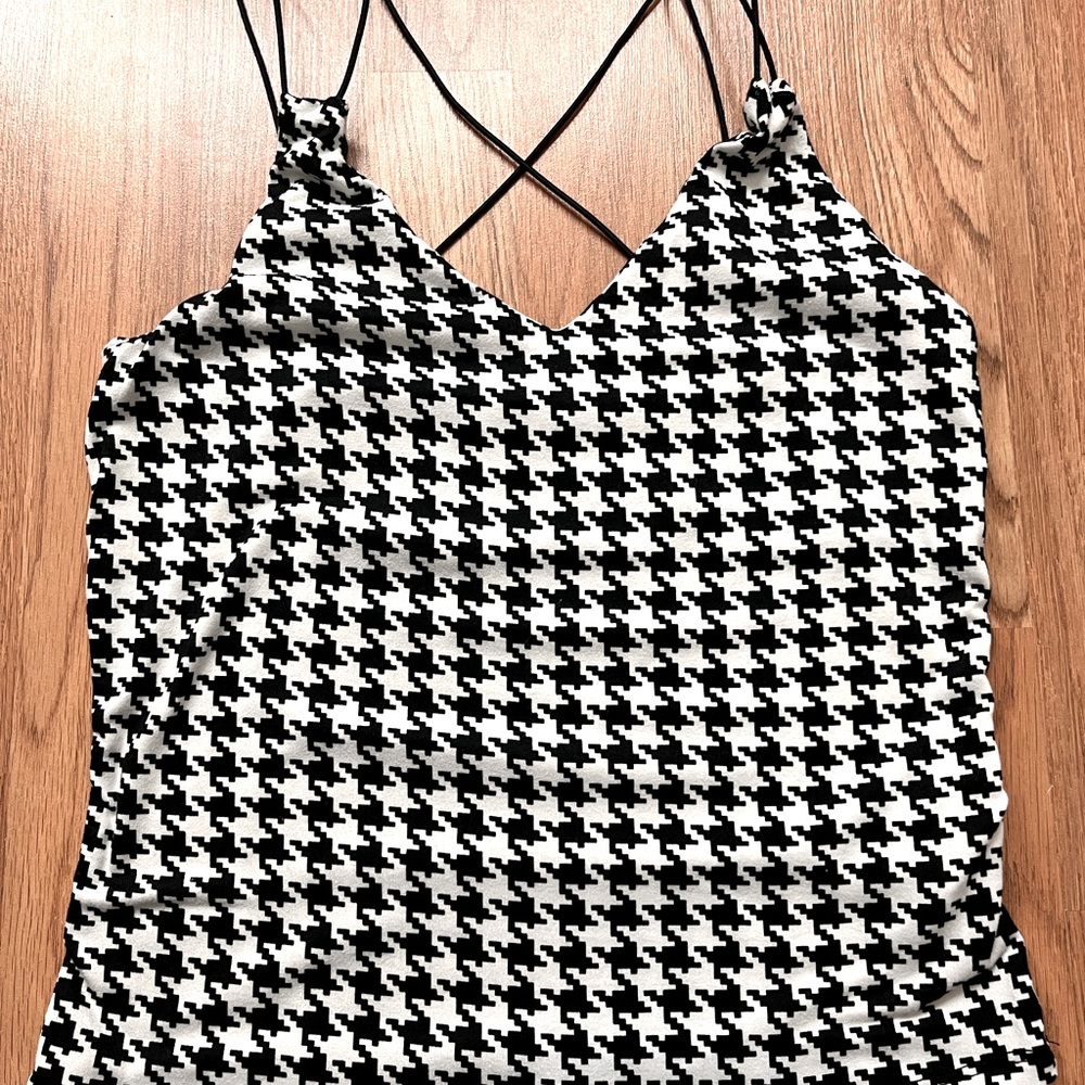 Gaze tank top